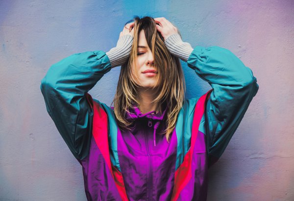 What Are the Most Effective Ways to Wear a Silk Bomber Jacket to the Office?