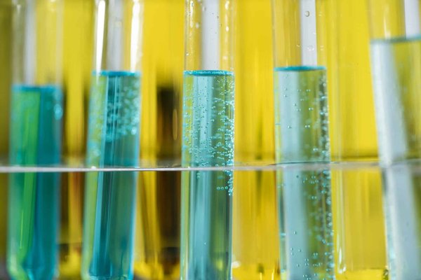 How Can Advanced Algal Biofuel Technologies Reduce the UK's Carbon Footprint?